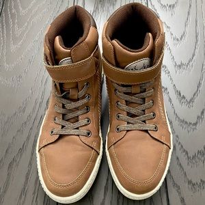 Boys H&M Tan Boots Size 3